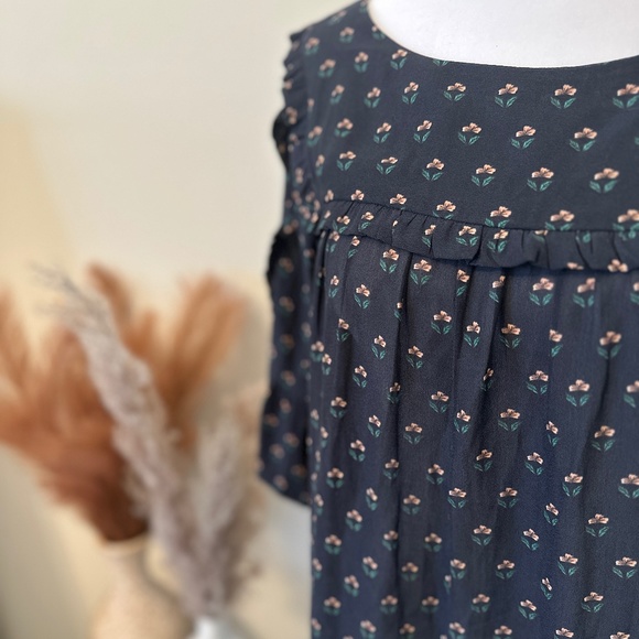 Navy LOFT blouse - Picture 3 of 3